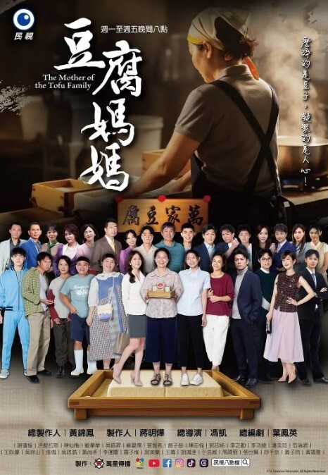 在游泳池勾搭到正妹带回房间无套颜射 - 淑女骚视频